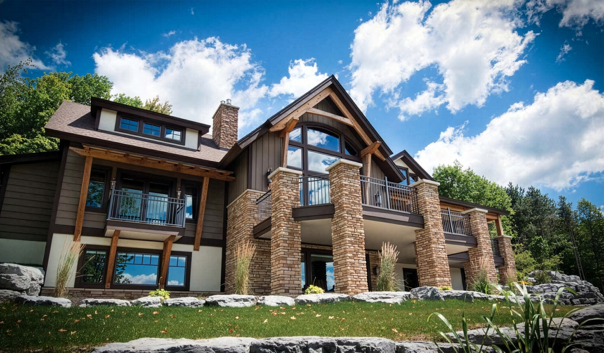 An <a href="https://www.timberbuilt.com/timber-frame-home-designs/olive/" target="_blank" rel="noopener noreferrer">Olive</a> in <a href="https://www.timberbuilt.com/blog/olive-elicottville-ny/" target="_blank" rel="noopener noreferrer">Ellicottville, NY</a>.