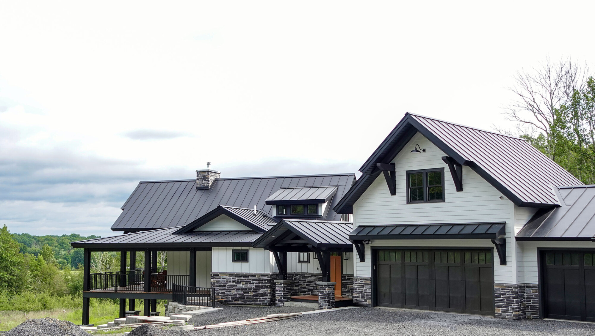 An <a href="https://www.timberbuilt.com/timber-frame-home-designs/olive/" target="_blank" rel="noopener noreferrer">Olive</a> with a modern twist in <a href="https://www.timberbuilt.com/blog/olive-poughkeepsie-ny/" target="_blank" rel="noopener noreferrer">Poughkeepsie, NY</a>.